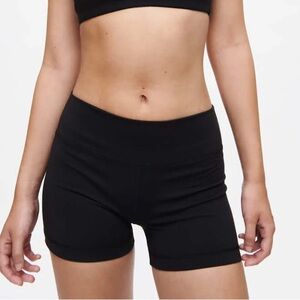 Outdoor Voices Black biker shorts 3”